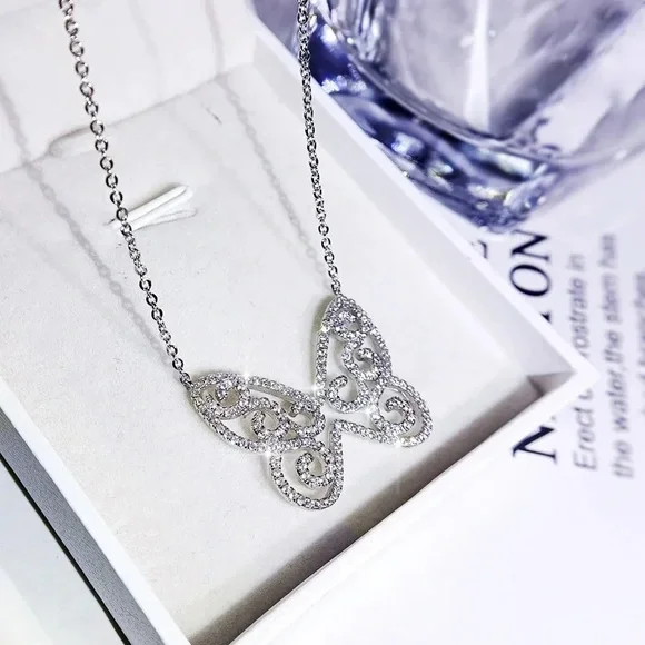 New 925 Silver Beautiful Butterfly Diamond Necklace - Picture 5 of 6